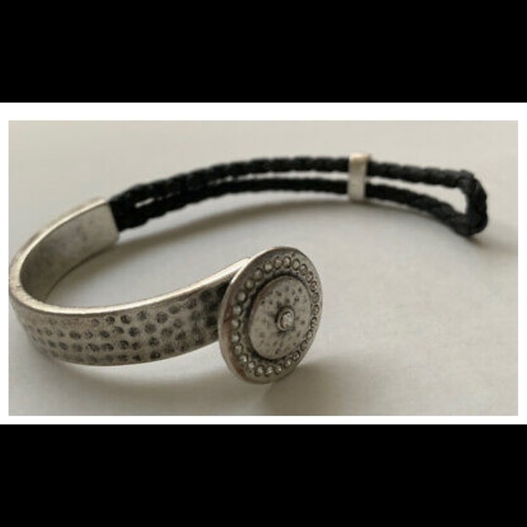 Premier Designs - Button Bracelet Silver Tone - Picture 2 of 5